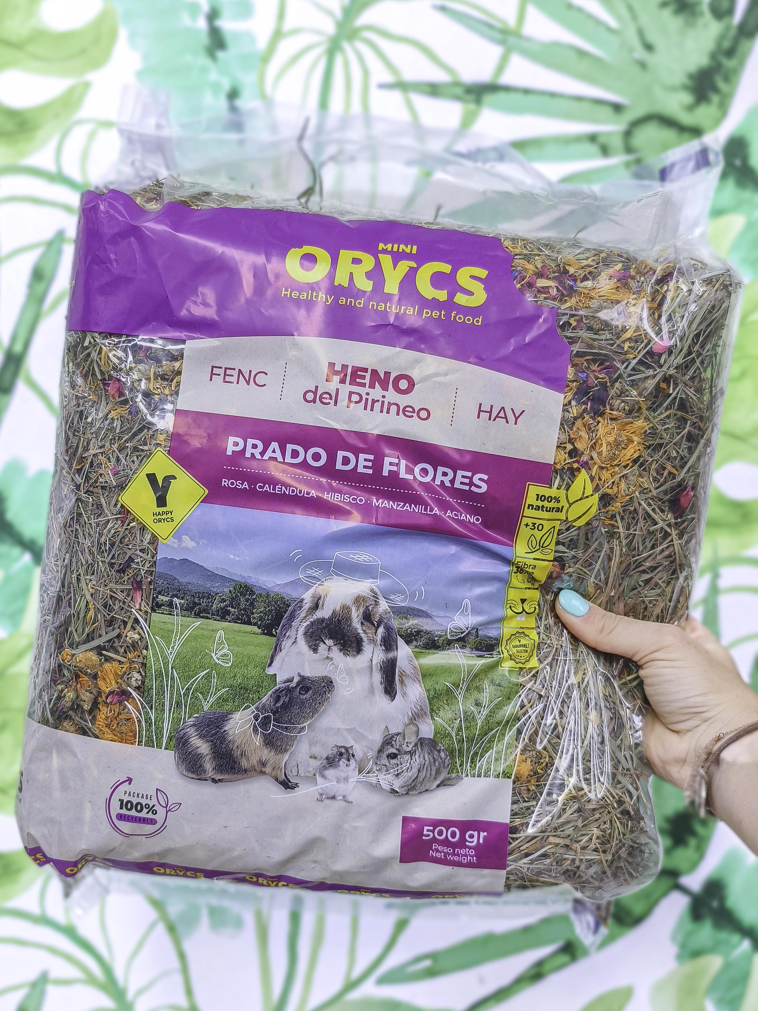 Heno prado de flores